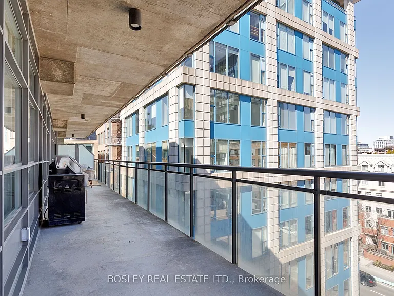 42 Camden St #703 — Photo 14