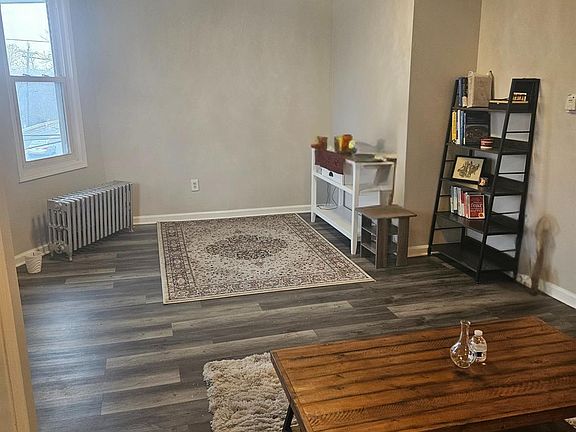 4th image of 421 River Dr Floor 2