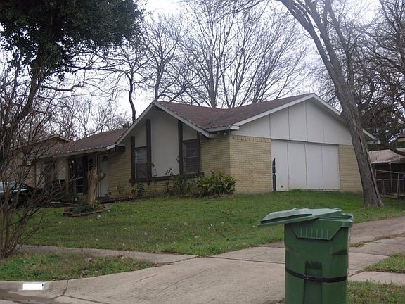 2nd image of 5226 Stagecoach Ln