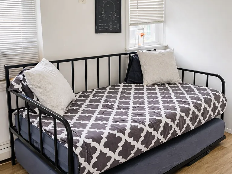 426 Central Ave #3 — Photo 9