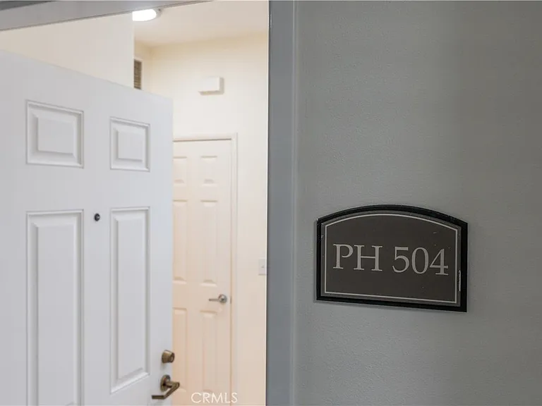 3550 Torrance Blvd #504 — Photo 4