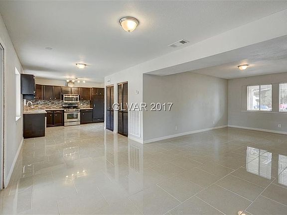 3rd image of 2342 Citroen St