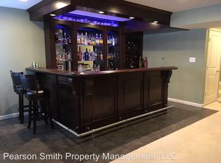 42775 Chatelain Cir, Ashburn, VA 20148
