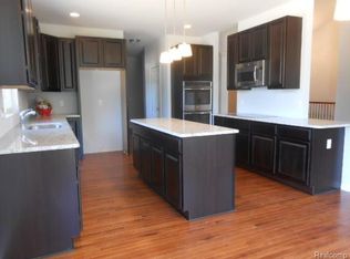 62170 Sawgrass Dr, Washington, MI 48094