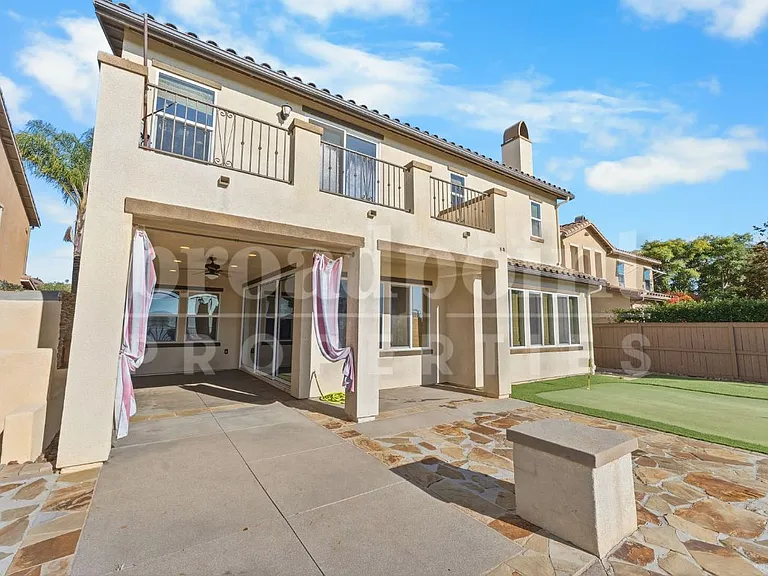 1672 N Las Flores Dr — Photo 33