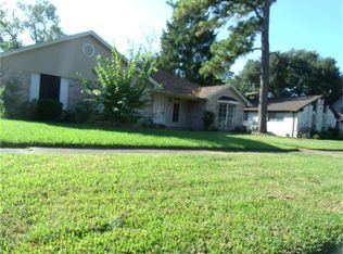 5215 Long Creek Ln, Houston, TX 77088