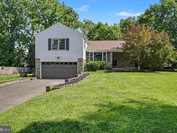 813 Stony Brook Dr, Blue Bell, PA 19422