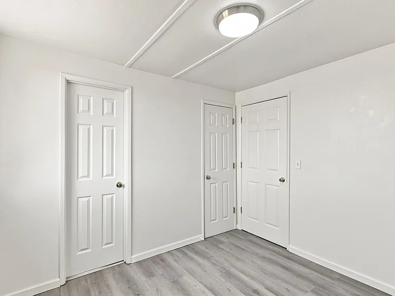 30 Hawthorne Ave — Photo 10