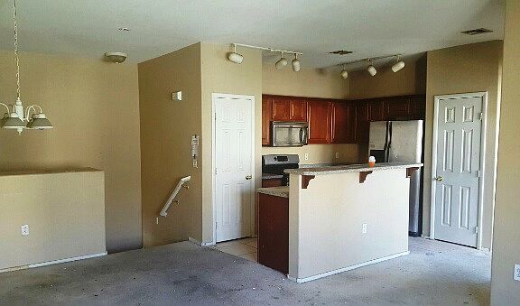 3rd image of 6312 Beige Bluff St #1