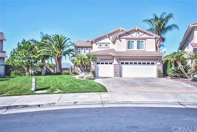 1st image of 33304 Barrington Dr