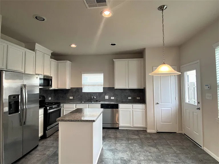 14296 Empanada Dr — Photo 5