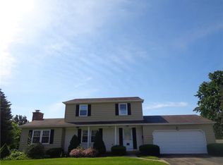 2005 Berkshire Ln, Erie, PA