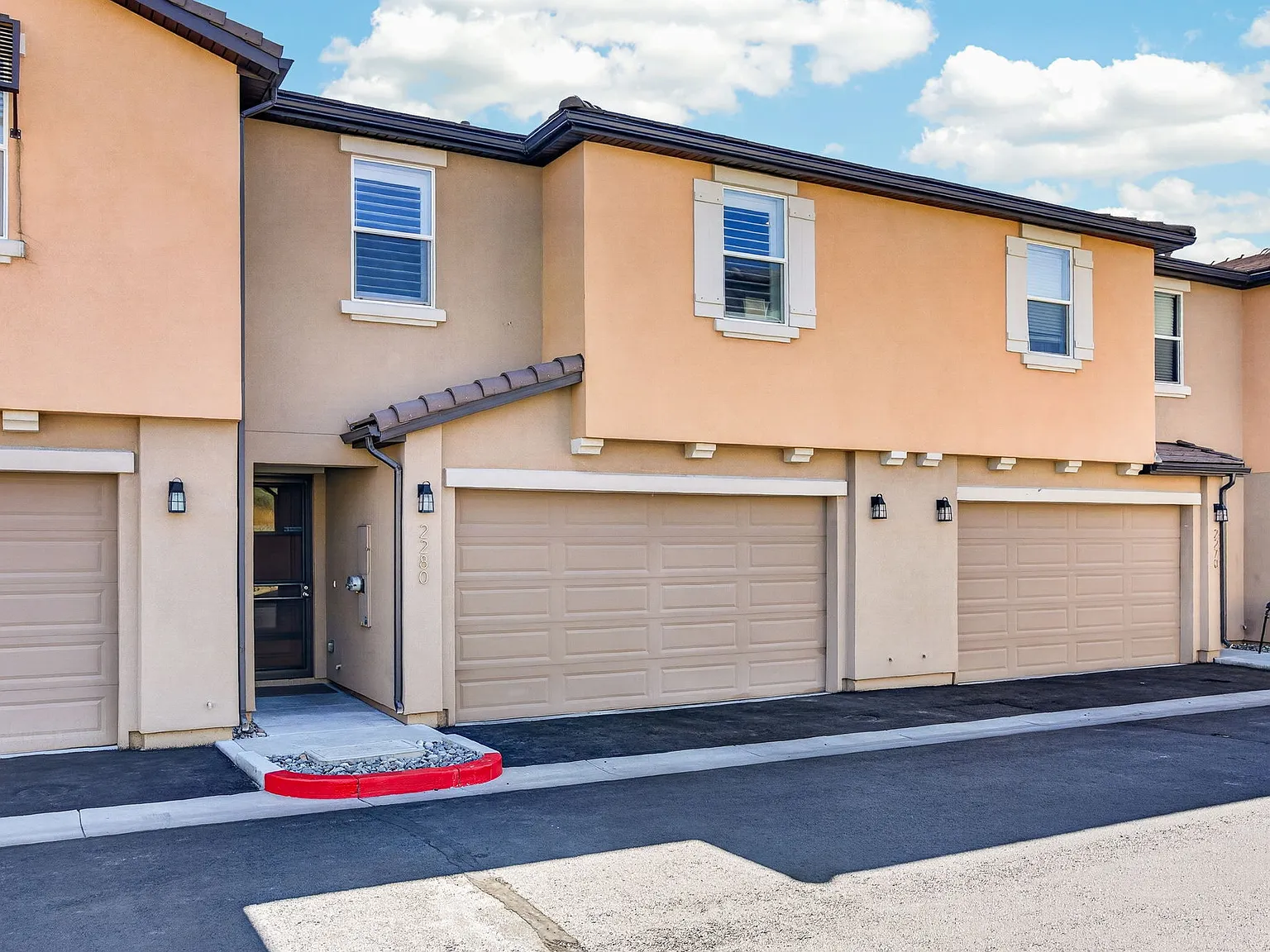 2280 Altamira Dr — Photo 1