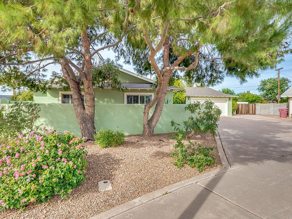 CURB APPEAL