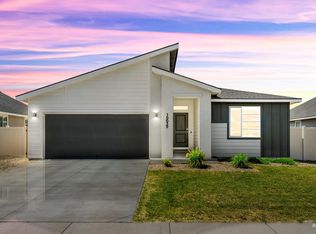 15639 Patriot Ave, Nampa, ID 83651