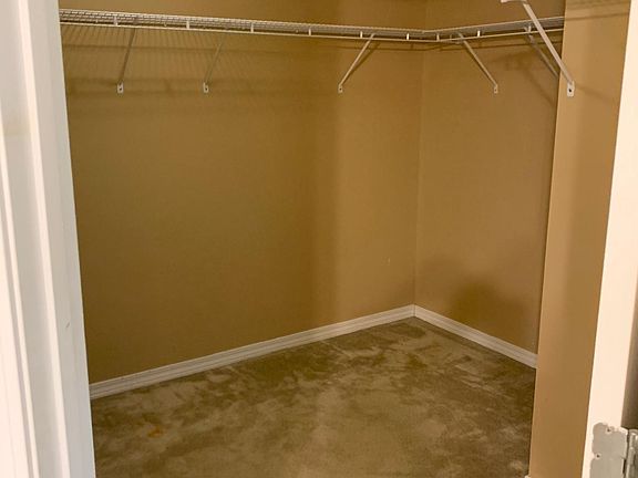 master walk- in closet