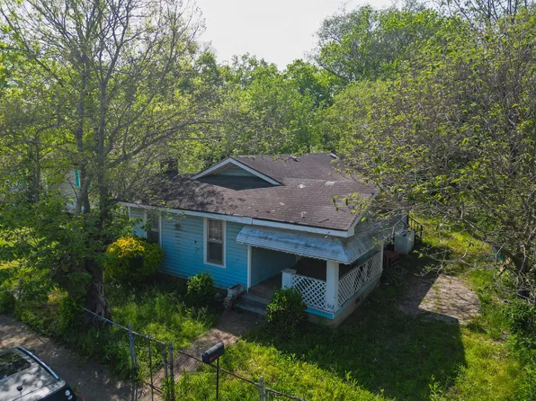 1009 N Hawthorne St, Chattanooga, TN 37406