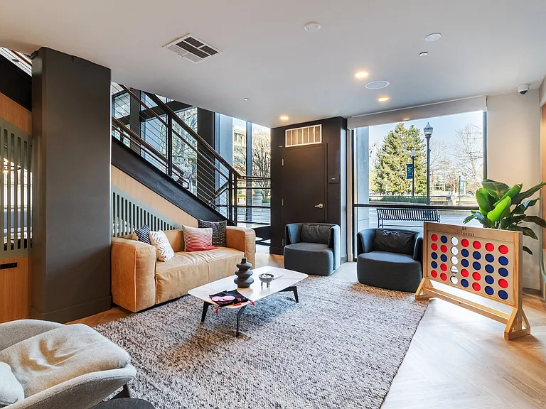 Loft House Apartments — Photo 35
