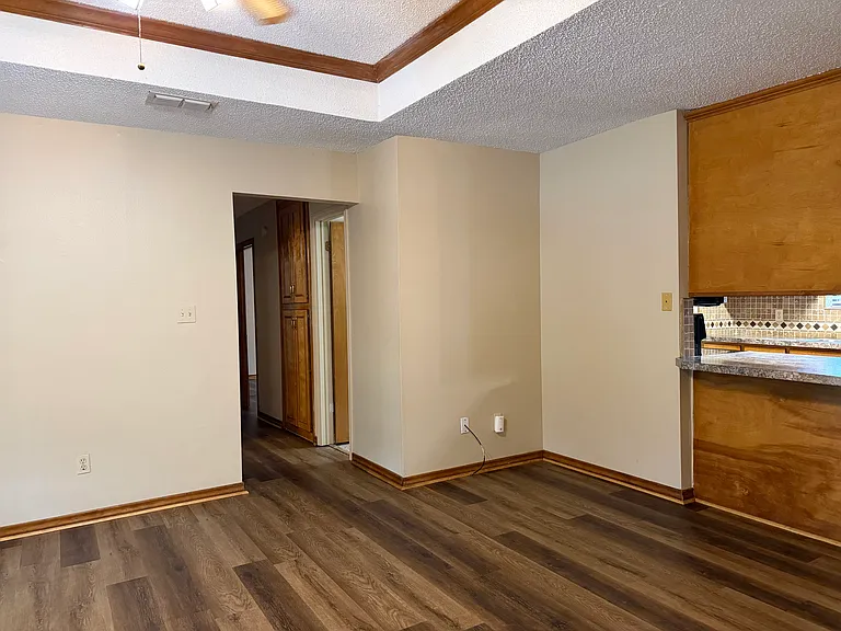 107 David Dr — Photo 3
