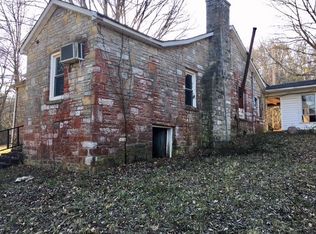 340 Snake Hollow Rd, Bethpage, TN 37022