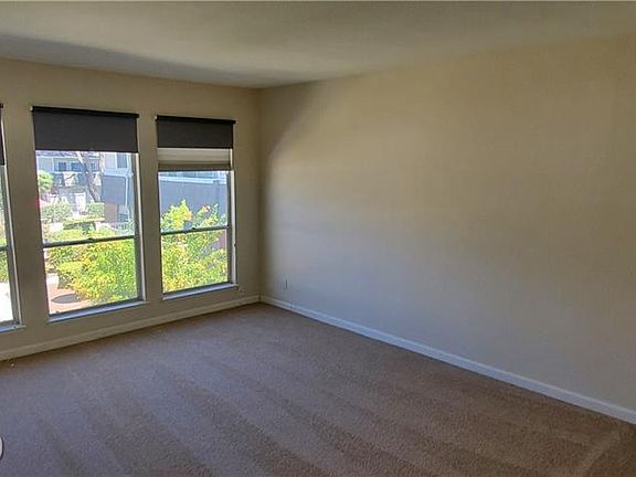 4th image of 2838 Geary Pl Unit 4016