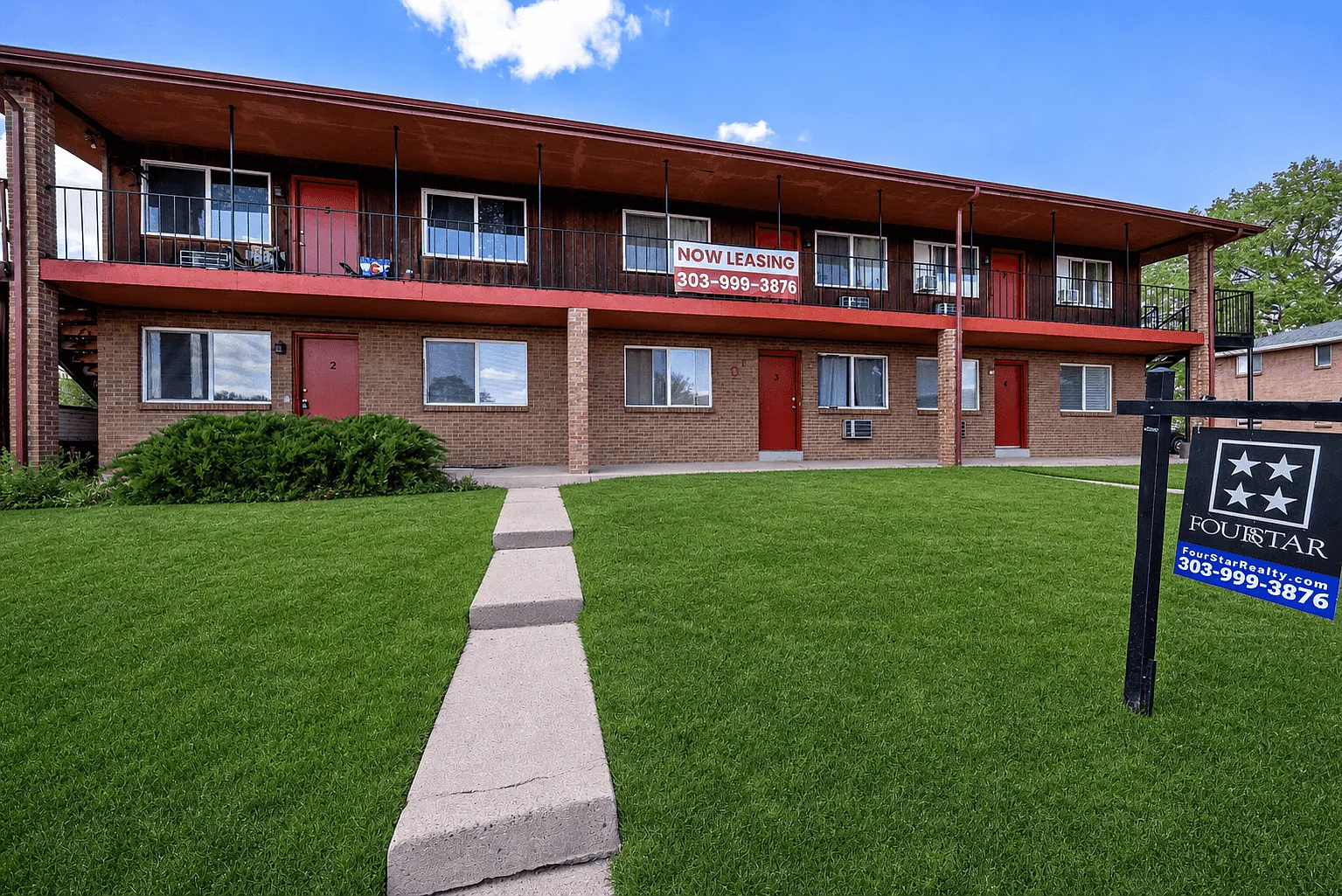 701 Oak St — Photo 2