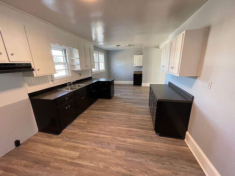 1st image of 4128 Sunset Ave