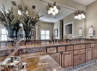 853 Peppervine Ave, Saint Johns, FL 32259
