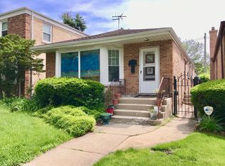 5923 N Kimball Ave, Chicago, IL 60659
