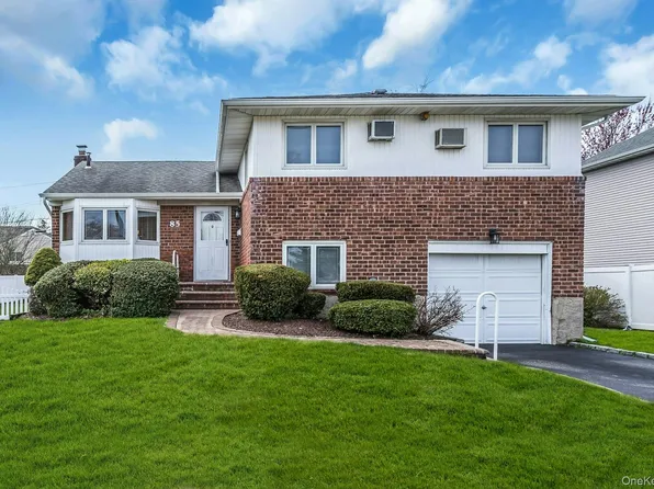 85 Audrey Avenue, Plainview, NY 11803