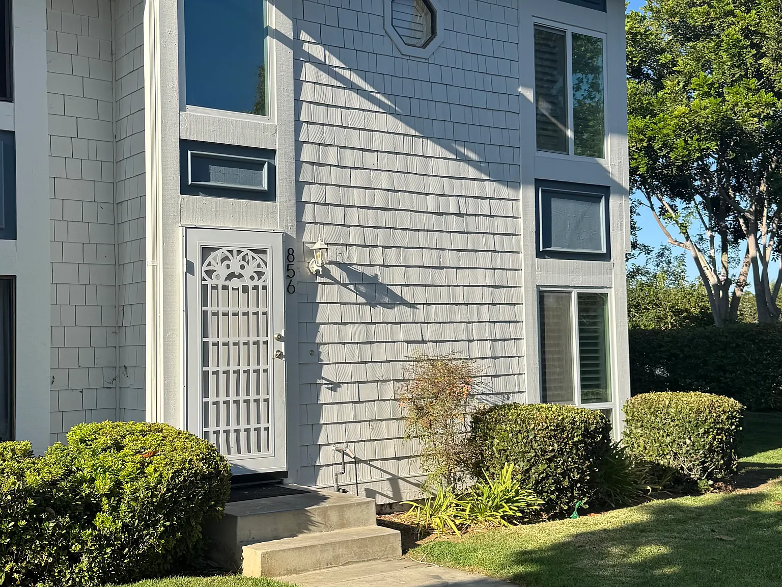 2 bed, 1.5 bath, 1304 sqft, $3,850 — Photo 1