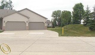 2nd image of 29126 Cherry Oak Dr