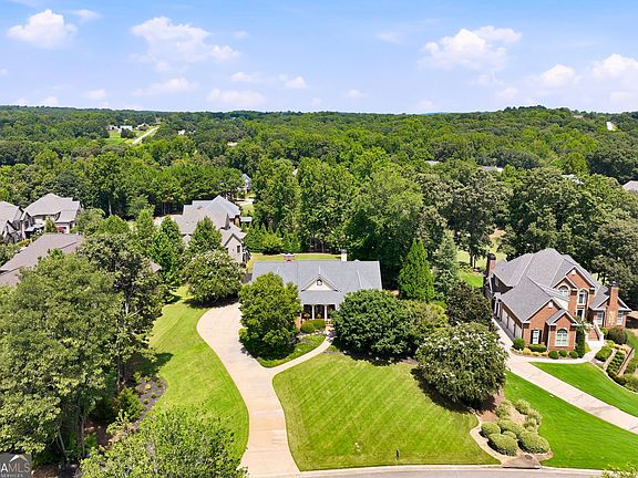 4th image of 4611 Chartwell Chase Ct
