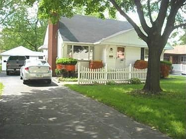 1st image of 872 Eastland Ave SE