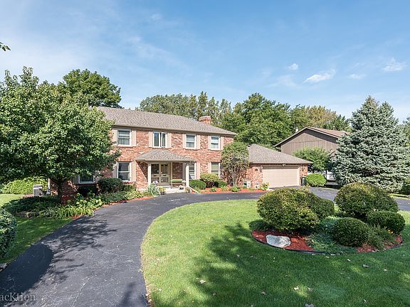 2nd image of 8400 Lakeside Dr