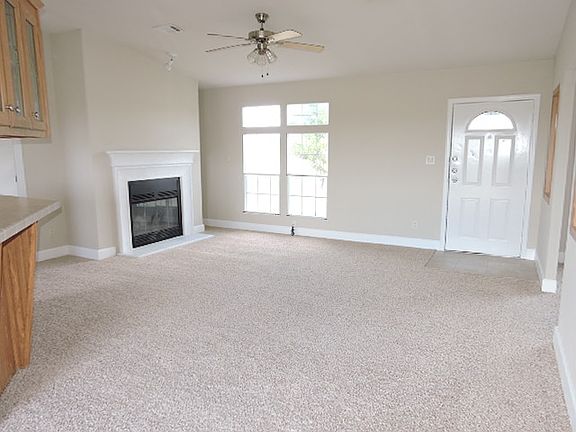 2nd image of 256 Winding River Cir