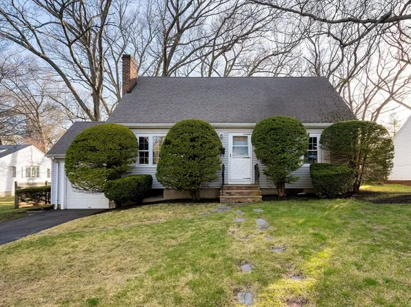 323 Ridge St, Arlington, MA 02474