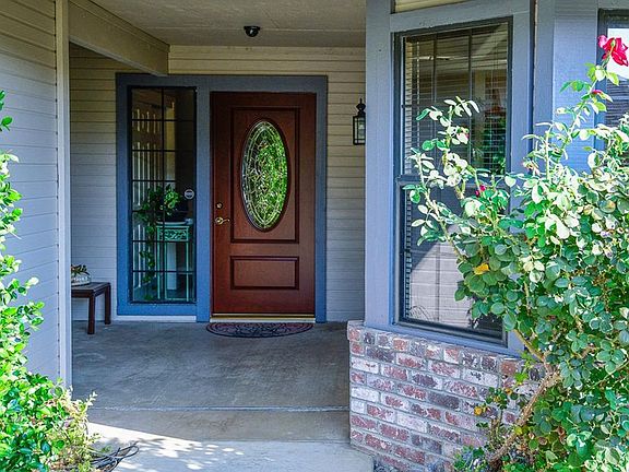 4th image of 885 Olive Canyon Dr