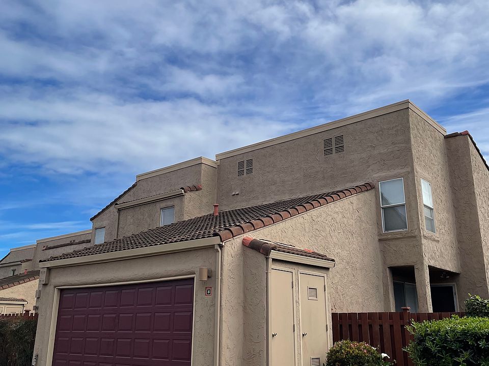 1st image of 8 Campo Verde Cir
