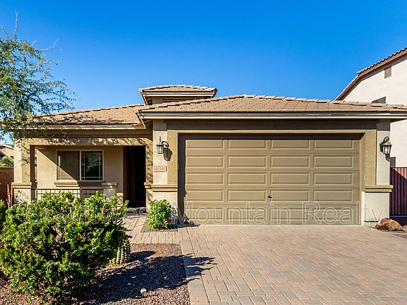 3rd image of 41540 N Jacaranda Ct