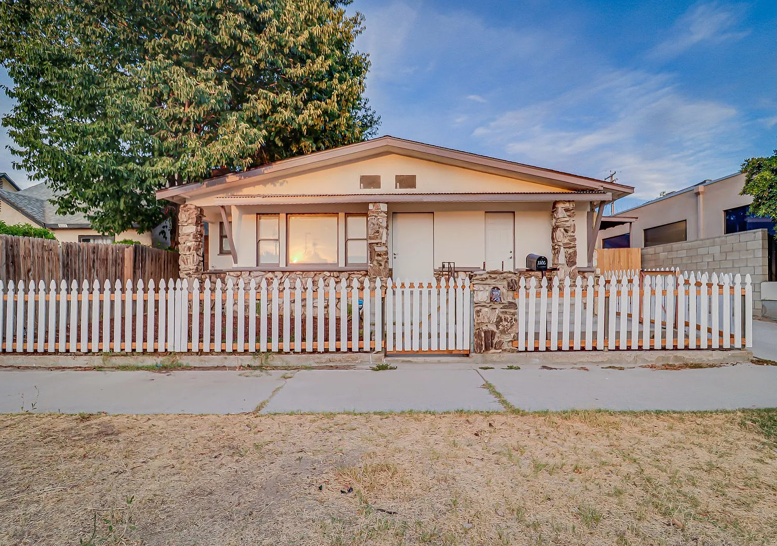 2106 E St — Photo 1
