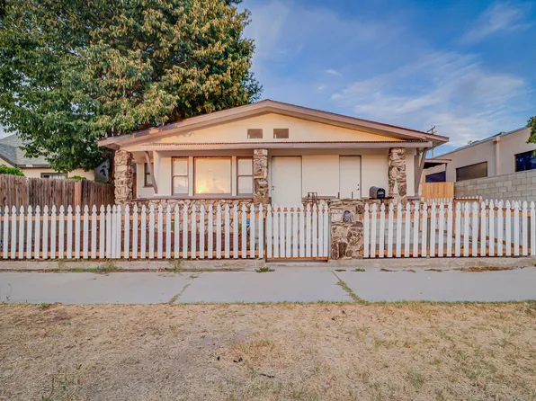 2106 E St, Bakersfield, CA 93301