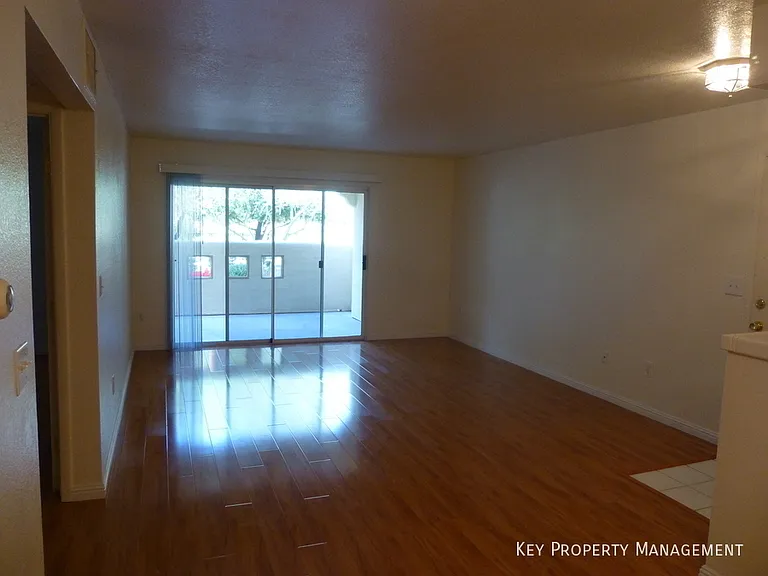 1900 Rio Canyon Ct #103 — Photo 6