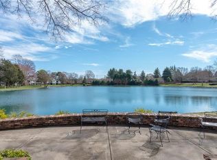 7050 Quail Hill Rd, Charlotte, NC 28210