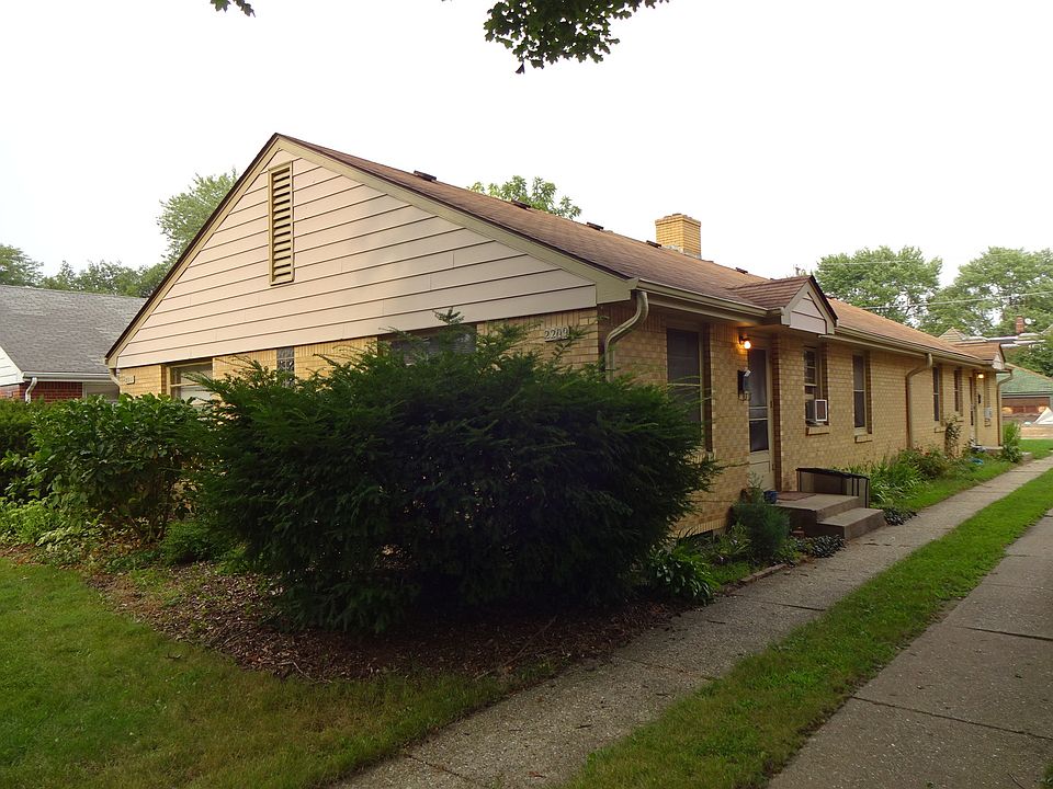 1st image of 2209 Logan St