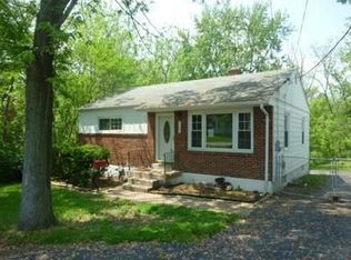 7569 Pippin Rd, Cincinnati, OH 45239