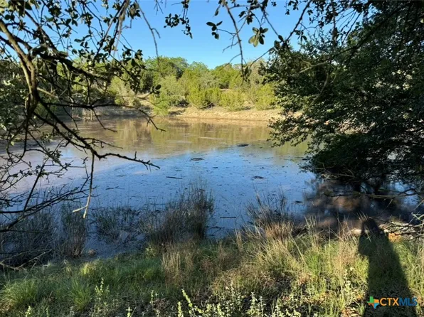 219 County Road 4360, Lampasas, TX 76550