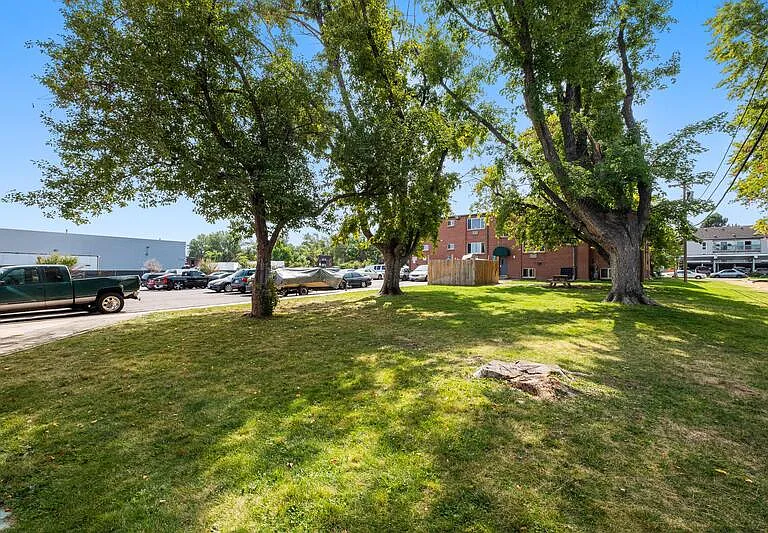 5605 W Warren Ave #5 — Photo 10