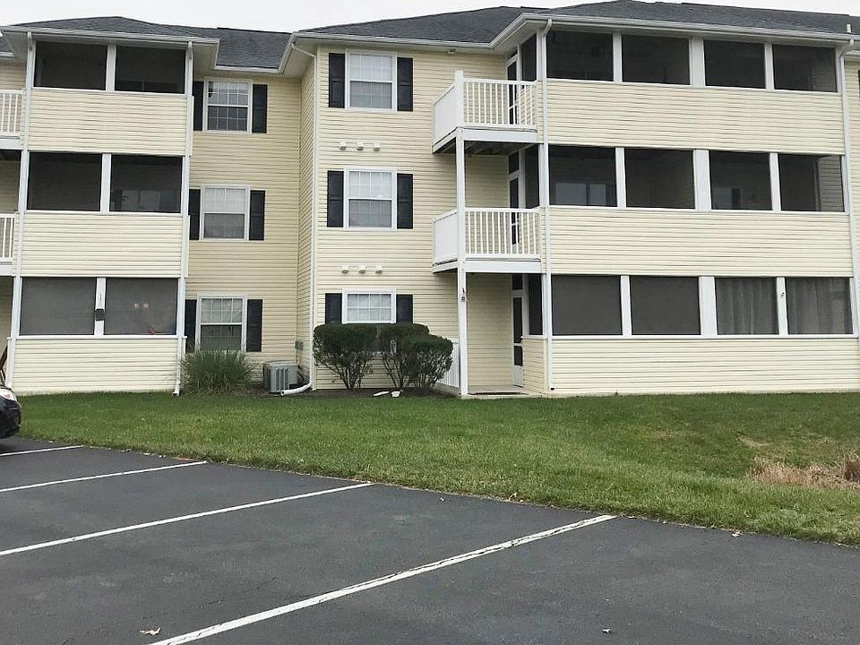 1st image of 17293 King Philip Way #18