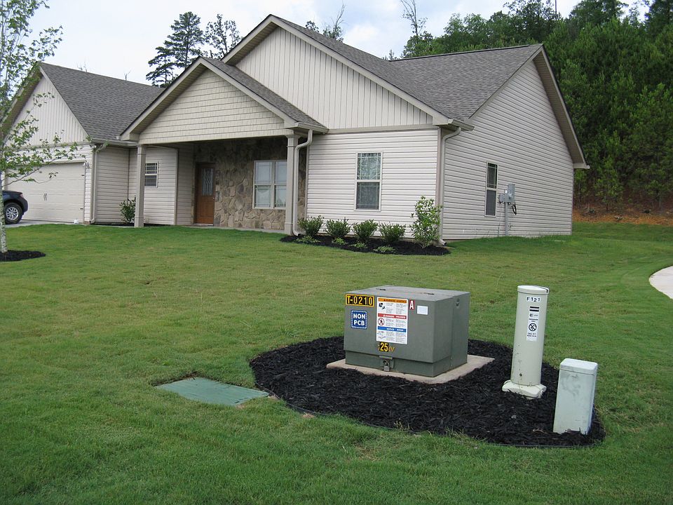 2nd image of 123 Gilmore Cir SW